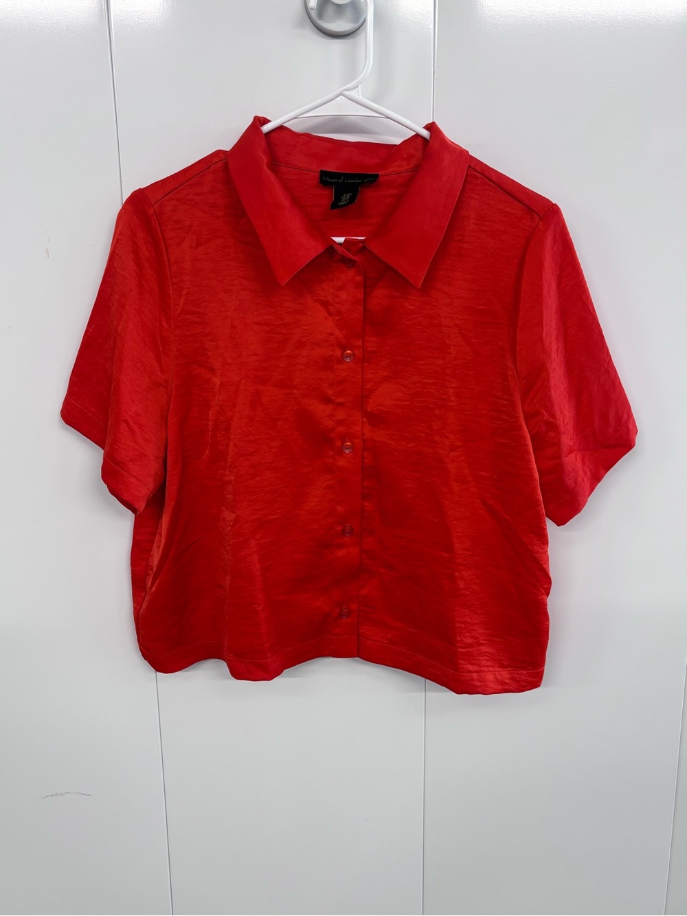 House of Harlow 1960 Women's Red Satin Solid Collared Button-Up Blouse Size M